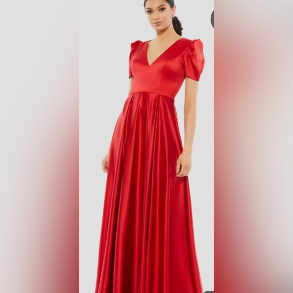 NWT Mac Duggal Red Satin Dress